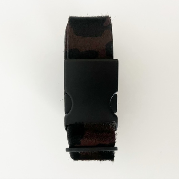 Donna Karan Pony Hair Animal Cow Print Brown Black Leather Skinny Belt Size SM - Picture 4 of 9